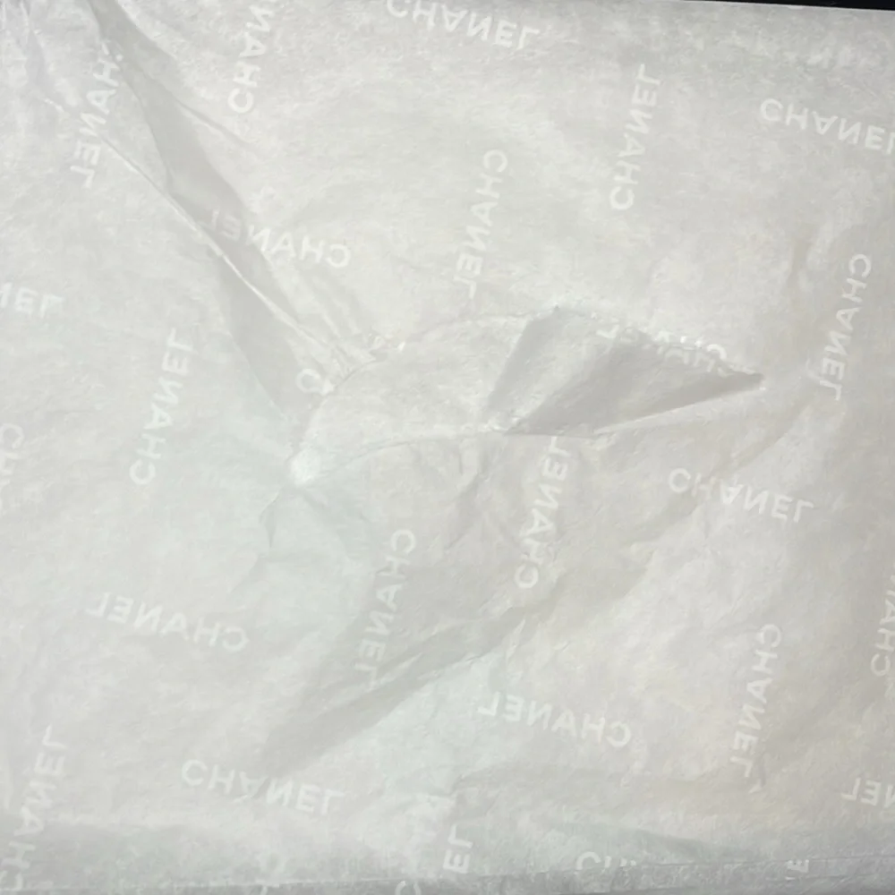 Authentic Chanel Gift Box - Picture 4 of 4